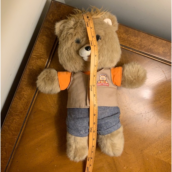 Teddy Ruxpin 2017 animatronic interactive, talking, storytelling bear. Works! - Picture 13 of 13
